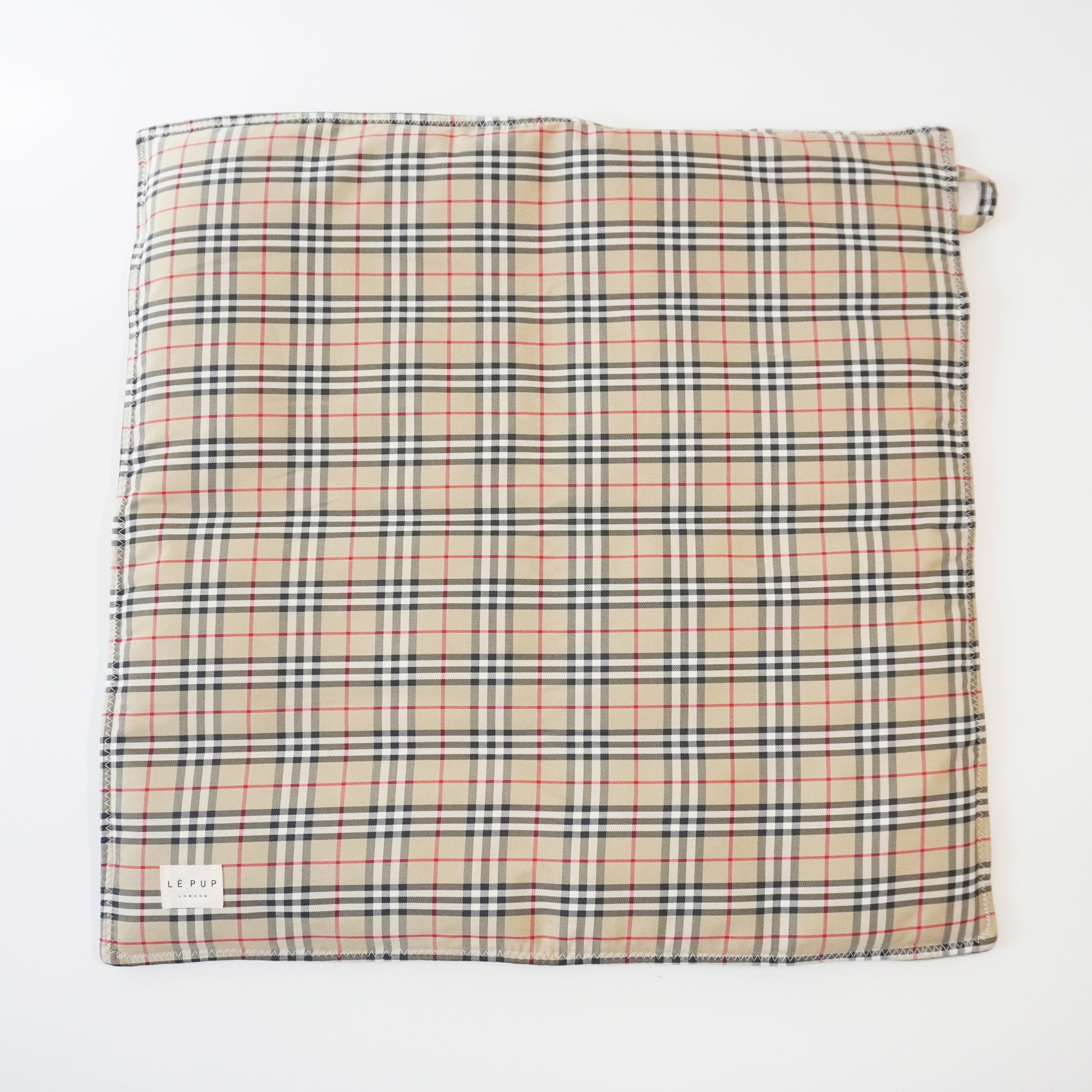 Handmade quilted dog travel mat with quilted fleece back by LE PUP.